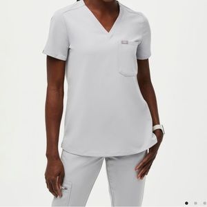 FIGS Scrub Set (XS) top (S/Tall) pants